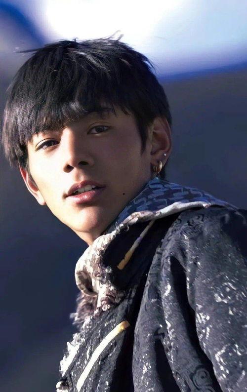 丁真最新爆料,揭秘他的私生活与事业新动向  第3张 丁真最新爆料,揭秘他的私生活与事业新动向  第3张