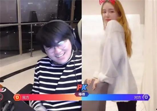 姿态爆料女朋友视频,女友视频中的动人姿态揭秘  第2张 姿态爆料女朋友视频,女友视频中的动人姿态揭秘  第2张